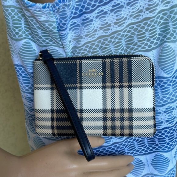 Coach Corner Zip Wristlet With Garden Plaid Print - Picture 11 of 15